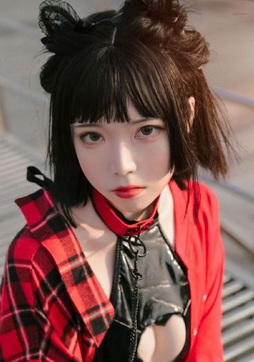 王爷解开肚兜挺身埋入_BD免费全集观看