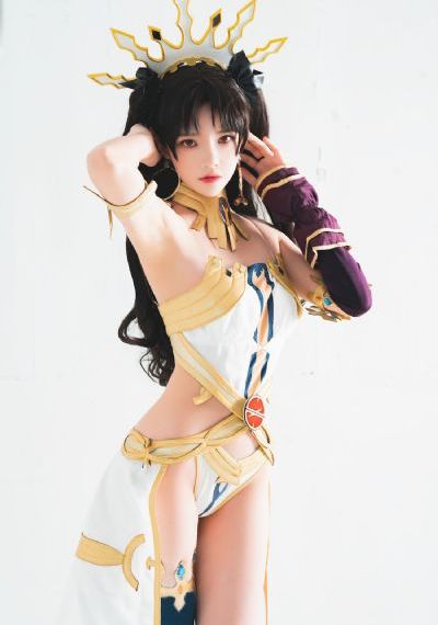 欧美日产偷精品三区_高清在线播放