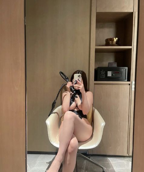 丰满少妇一级片_4K在线播放观看