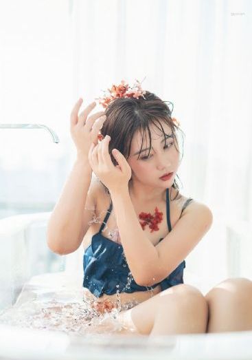 美丽的姑娘在线播放完整版_4K免费观看
