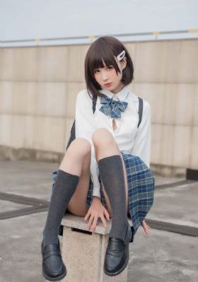 男人皇宫7788_1080免费播放